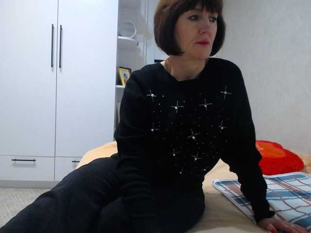 TinaaHott's BongaCams show and profile