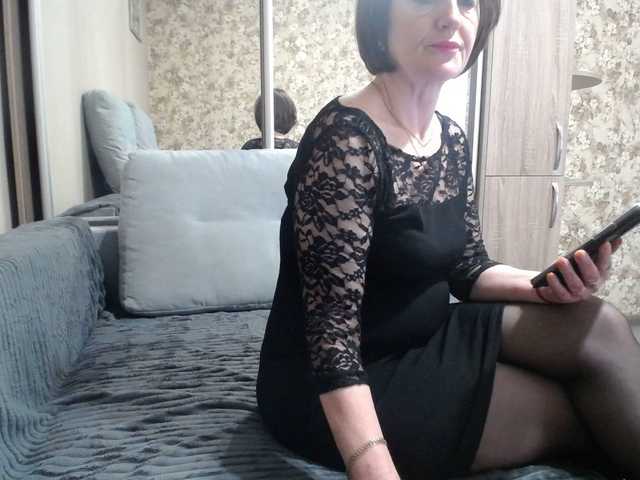 TinaaHott's BongaCams show and profile