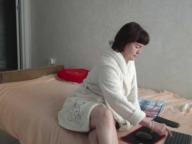 TinaaHott's BongaCams show and profile