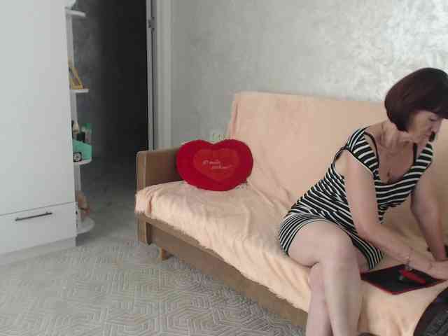 TinaaHott webcam