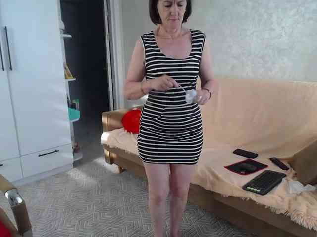 TinaaHott webcam