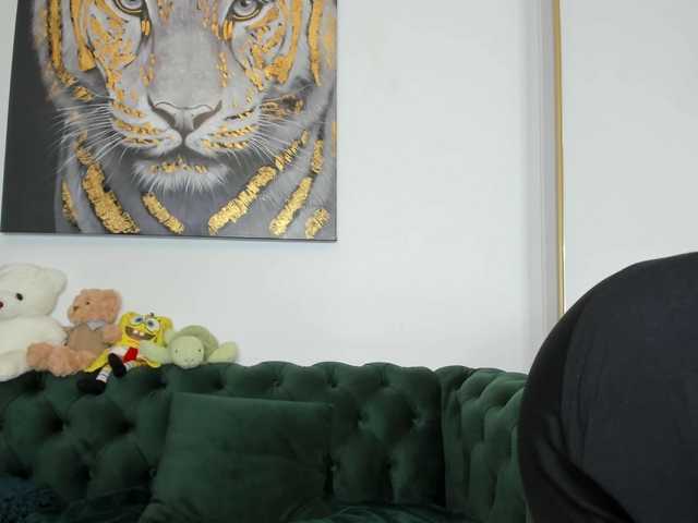 SweetPrya's BongaCams show and profile