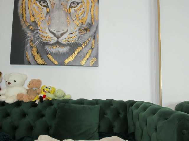 SweetPrya's BongaCams show and profile