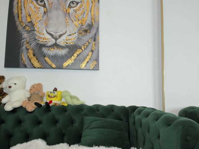 SweetPrya's BongaCams show and profile