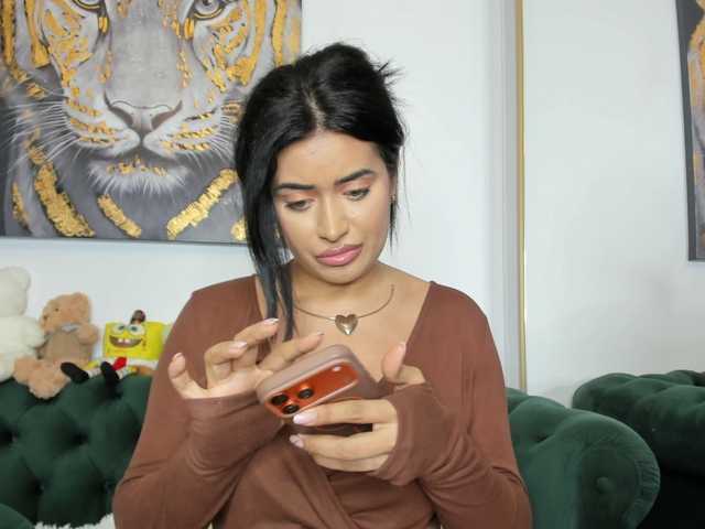 SweetPrya's BongaCams show and profile