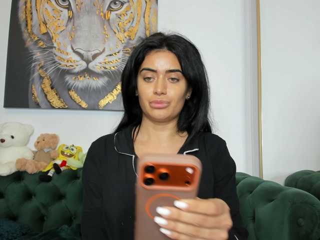 SweetPrya's BongaCams show and profile