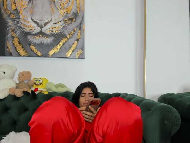 SweetPrya's BongaCams show and profile