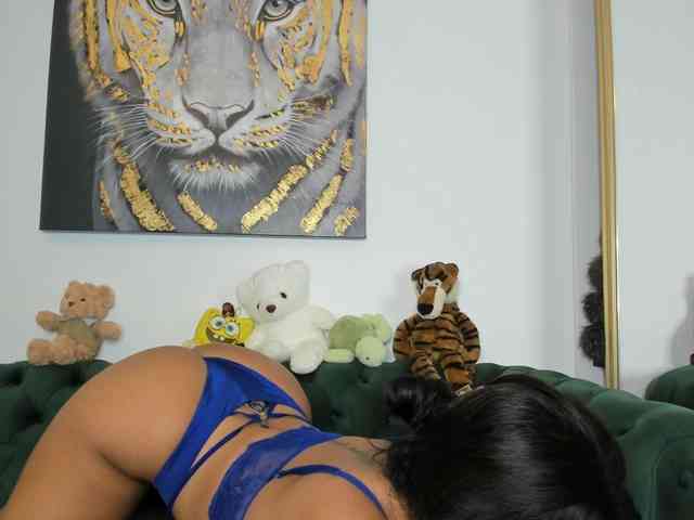 AnnaKarin webcam