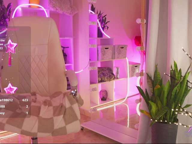 thecatt's BongaCams show and profile