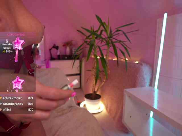 thecatt Live Webcam on BongaCams