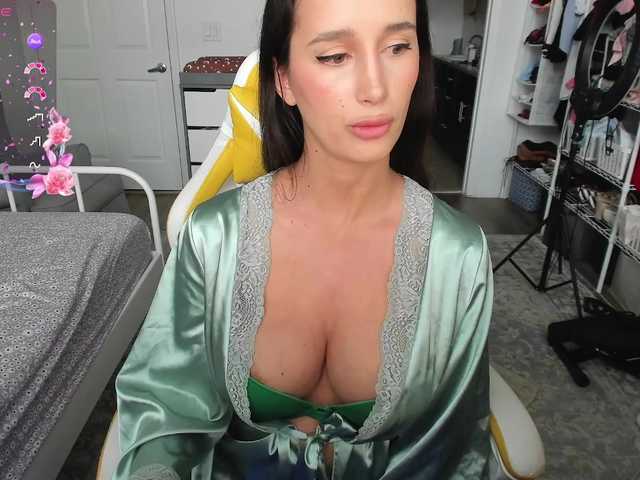 SweetButtocks's BongaCams show and profile