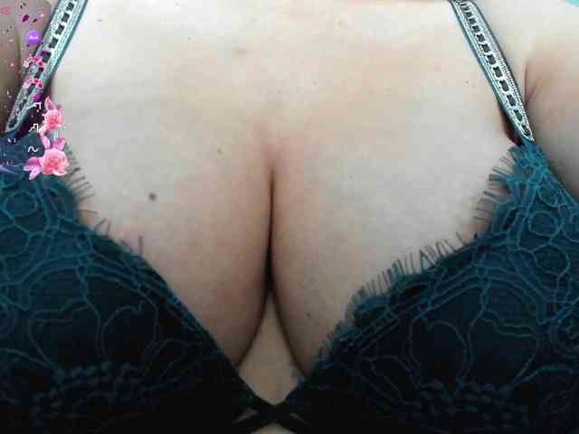 SweetButtocks webcam