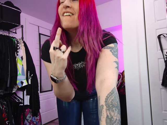gennyrock's BongaCams show and profile