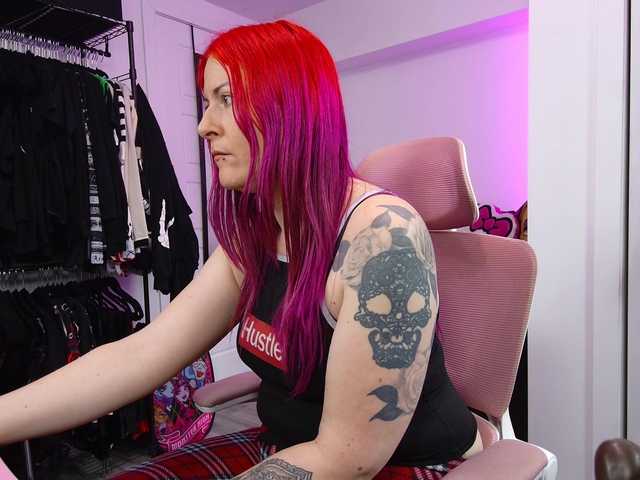 gennyrock from BongaCams is Freechat