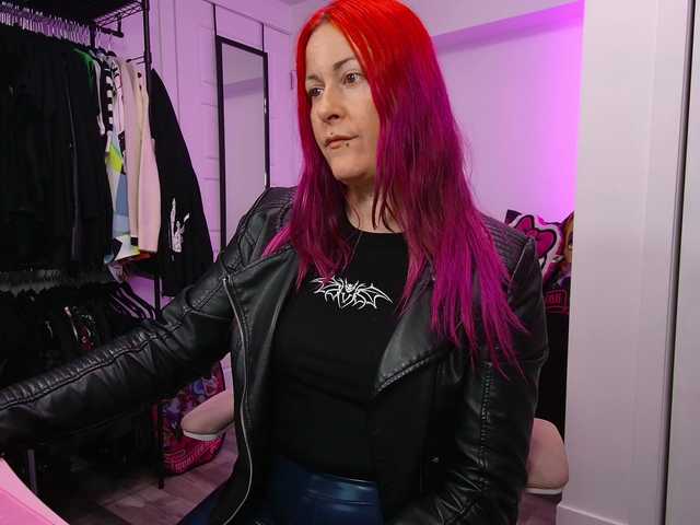 gennyrock's BongaCams show and profile