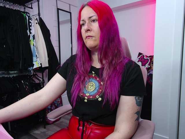 gennyrock's BongaCams show and profile