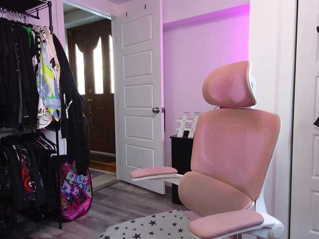 gennyrock's BongaCams show and profile