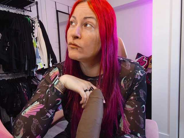 gennyrock's BongaCams show and profile