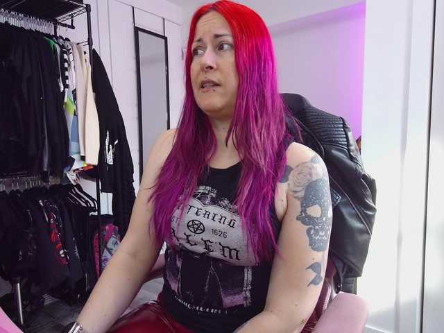 gennyrock's BongaCams show and profile