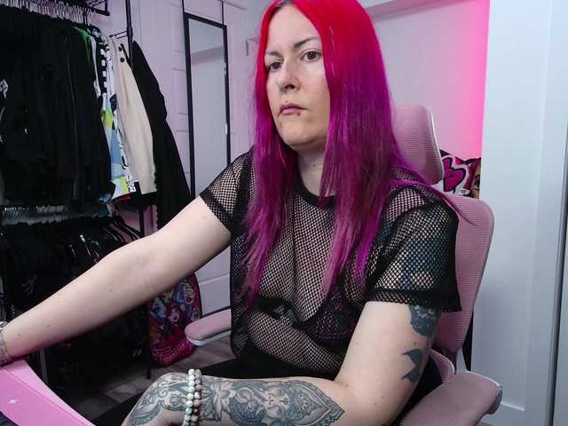 gennyrock's BongaCams show and profile