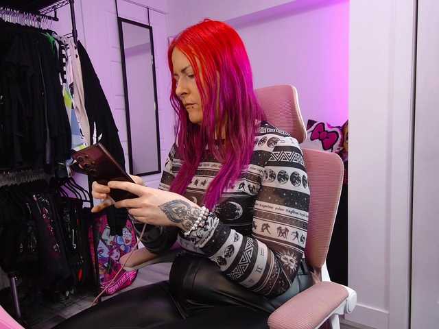 go to chat with gennyrock