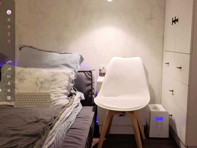 wowpups's BongaCams show and profile