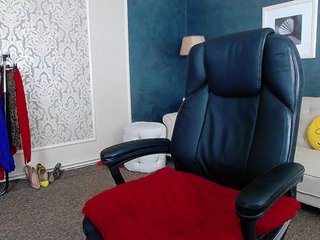 Miss-Kora Porn Show