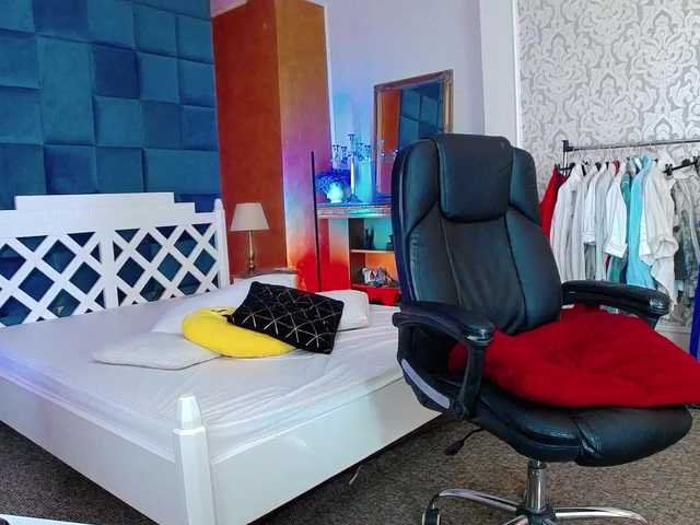 Miss-Kora's BongaCams show and profile