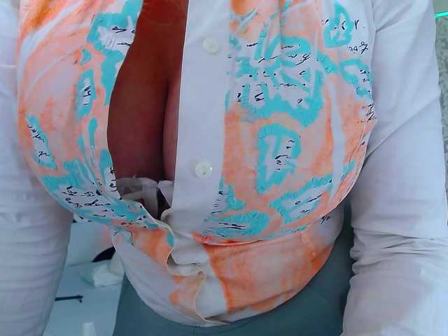 Miss-Kora's BongaCams show and profile