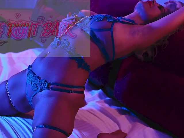 Miss-Kora's BongaCams show and profile