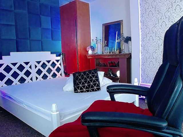 Miss-Kora's BongaCams show and profile