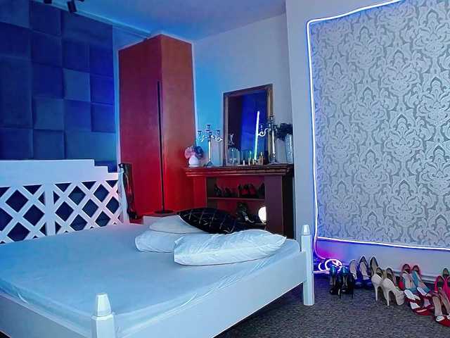 Miss-Kora's BongaCams show and profile