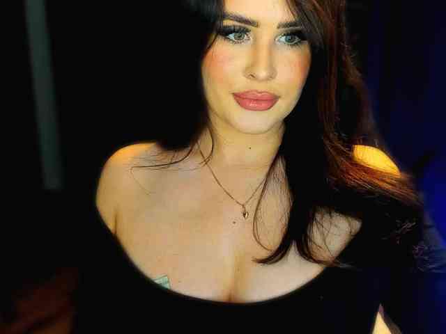 GreatBoobella webcam