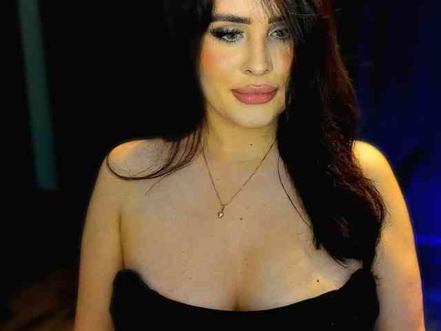 GreatBoobella webcam