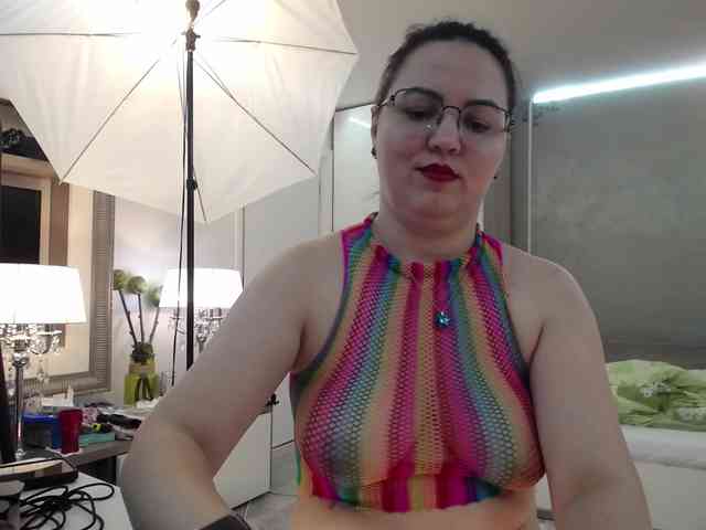 ILoveToFeelU webcam