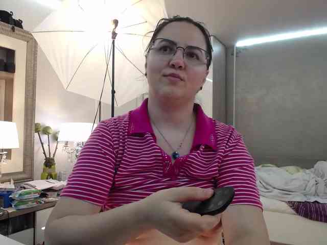 ILoveToFeelU webcam
