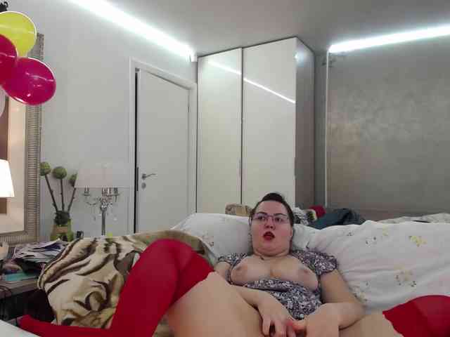 ILoveToFeelU ILoveToFeelU