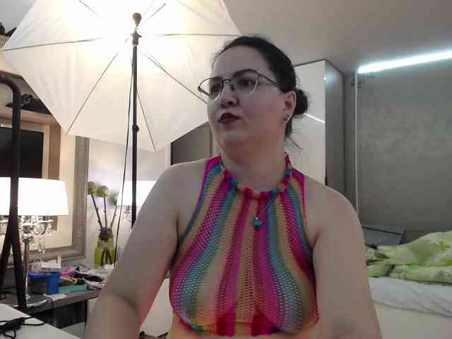 ILoveToFeelU webcam