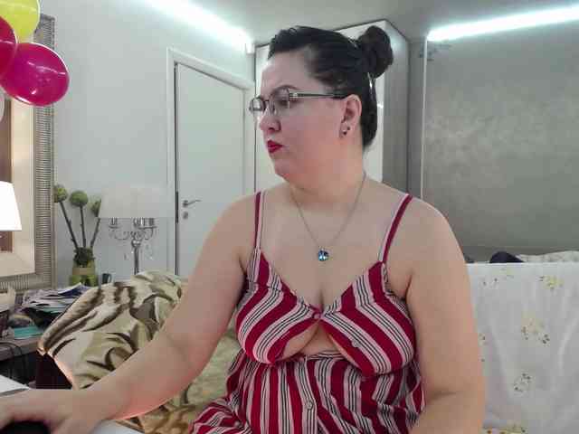 ILoveToFeelU ILoveToFeelU