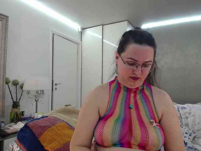 ILoveToFeelU Live Webcam on BongaCams