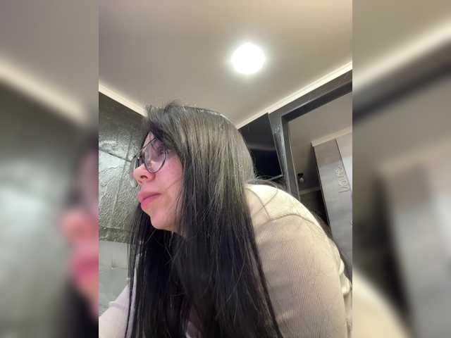 Vero19nika's BongaCams show and profile