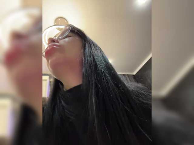 Vero19nika's BongaCams show and profile