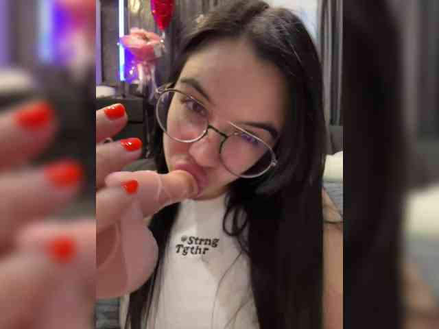 naked webcam Vero19nika