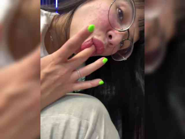 Vero19nika Live Webcam on BongaCams
