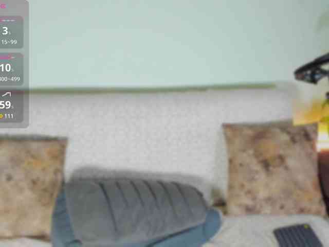 Almaahotxxx webcam