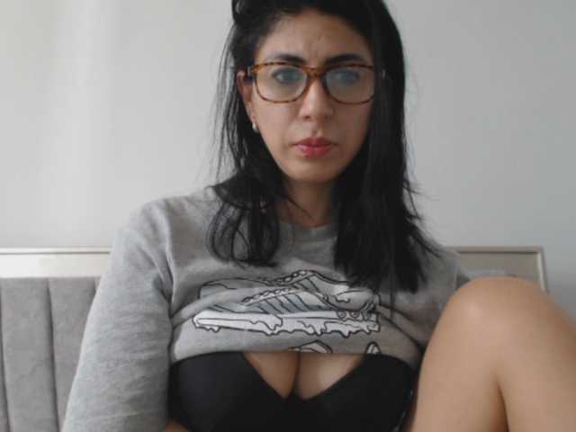 dayanahotxx online
