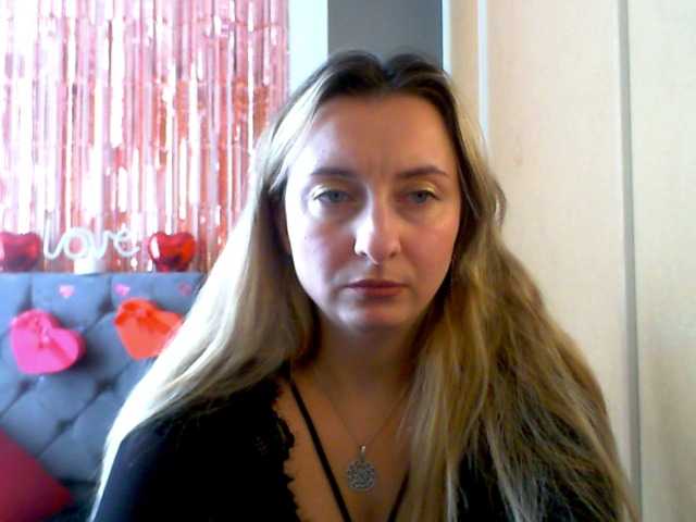 RuslanaFlower's BongaCams show and profile