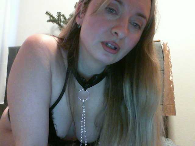 RuslanaFlower's BongaCams show and profile