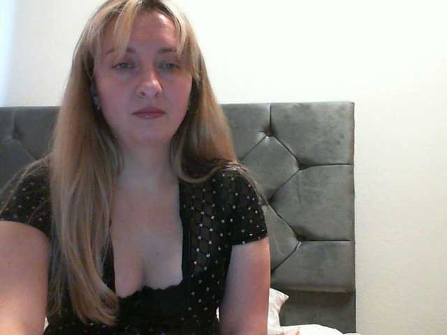 RuslanaFlower's BongaCams show and profile