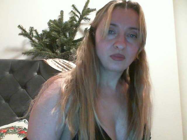 RuslanaFlower's BongaCams show and profile